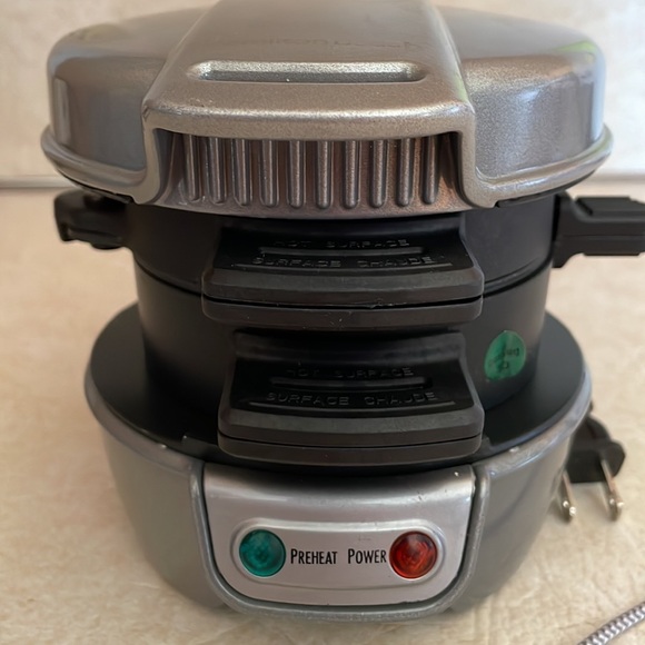 Hamilton Beach Breakfast Sandwich Maker. No Box.  Never Used. - Picture 10 of 11